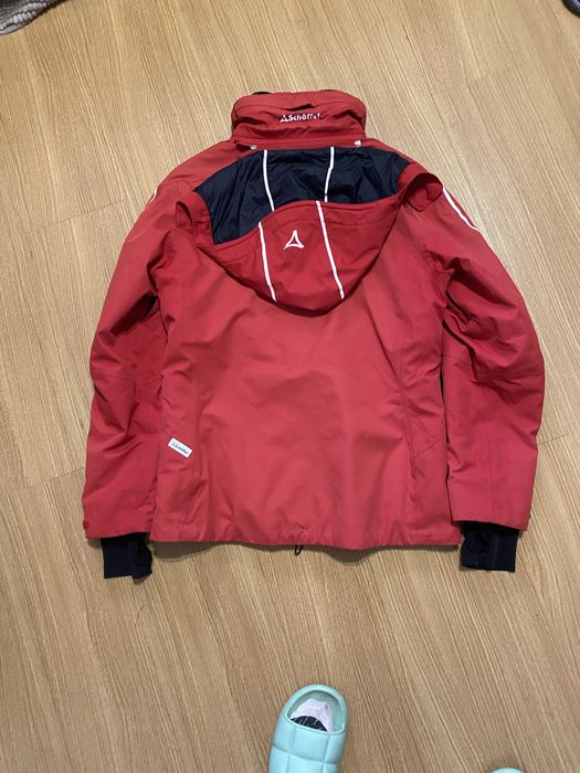 Куртки демисезонні