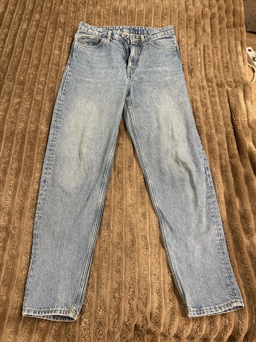 Джинси моми, майже нові.