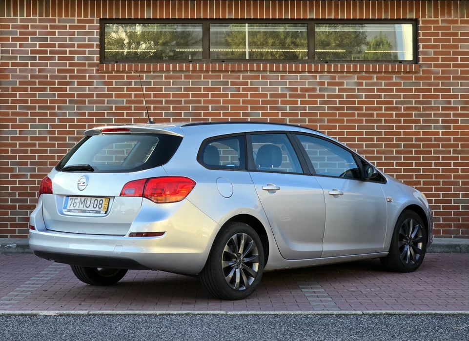 Opel Astra Sports Tourer 1.3 CDTI 95CV