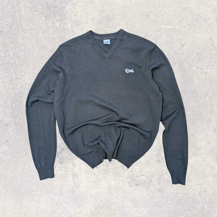 Diesel sweter w serek L