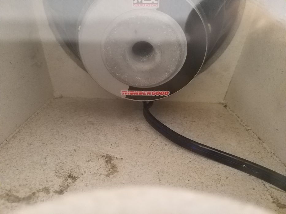 Subwoofer thunder 6000