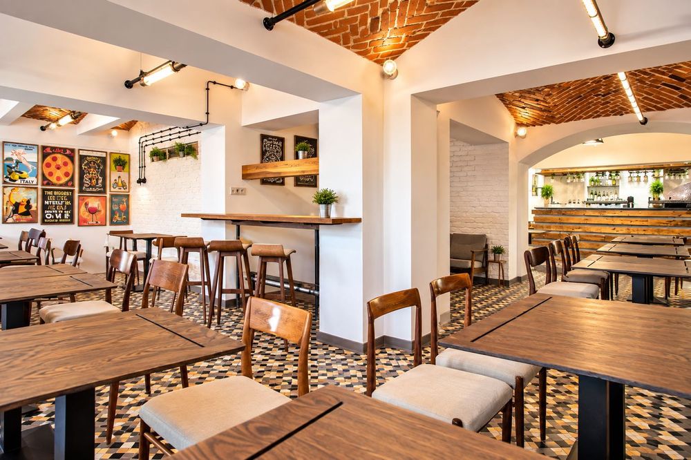 Restauracja włoska Rzymskie Wakacje 187 m²