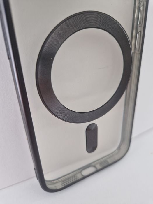 Metallic Magsafe Case do Iphone 15 Czarny