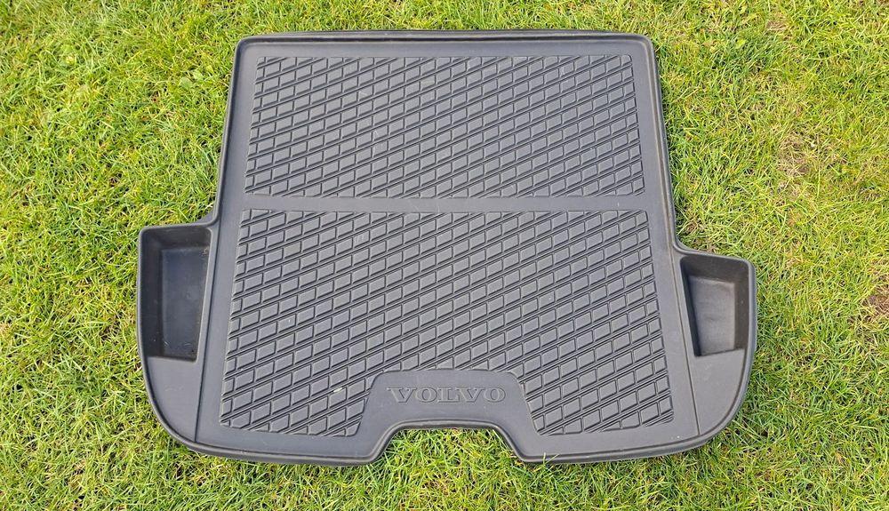 VOLVO V50 04-12 MATA WYKŁADZINA BAGAŻNIKA