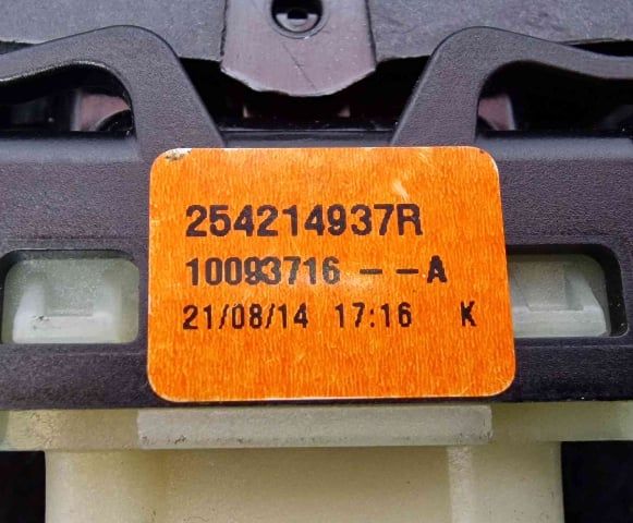 Comando / Botão / Interruptor Vidros Frente Direito 254214937R - DACIA SANDERO II