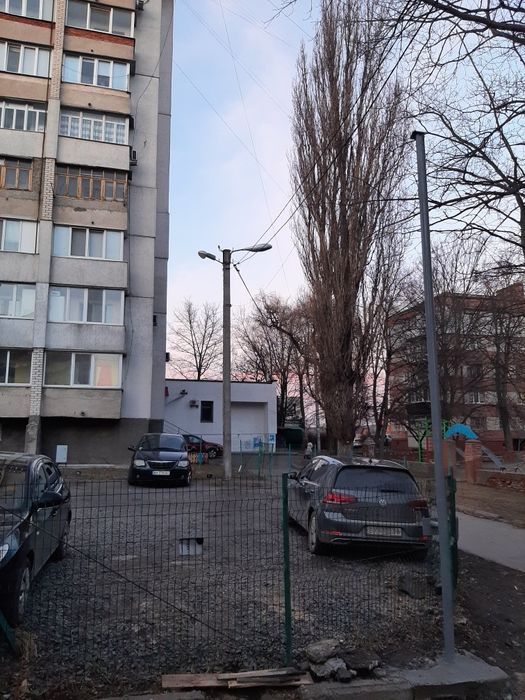 Паркомісце  для електрички просп.Миру Медтехніка