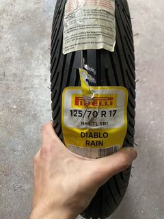 Pneus de Chuva para moto - Dunlop, Pirelli, (…)