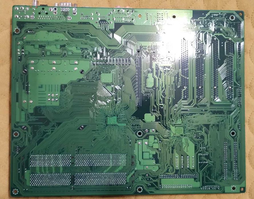 Płyta główna Epox EP-5EPA+ rev. 1.1 Pentium 4 LGA775, Radeon X700Pro