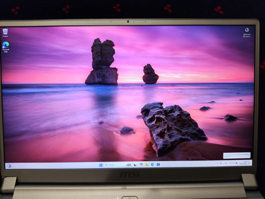 УЦІНКА ноутбук 17.3" с RTX2070 8gb   CORE I9  MSI P75 creator 9SF 9880H/8gb/128gb/ 17,3" Full HD IPS