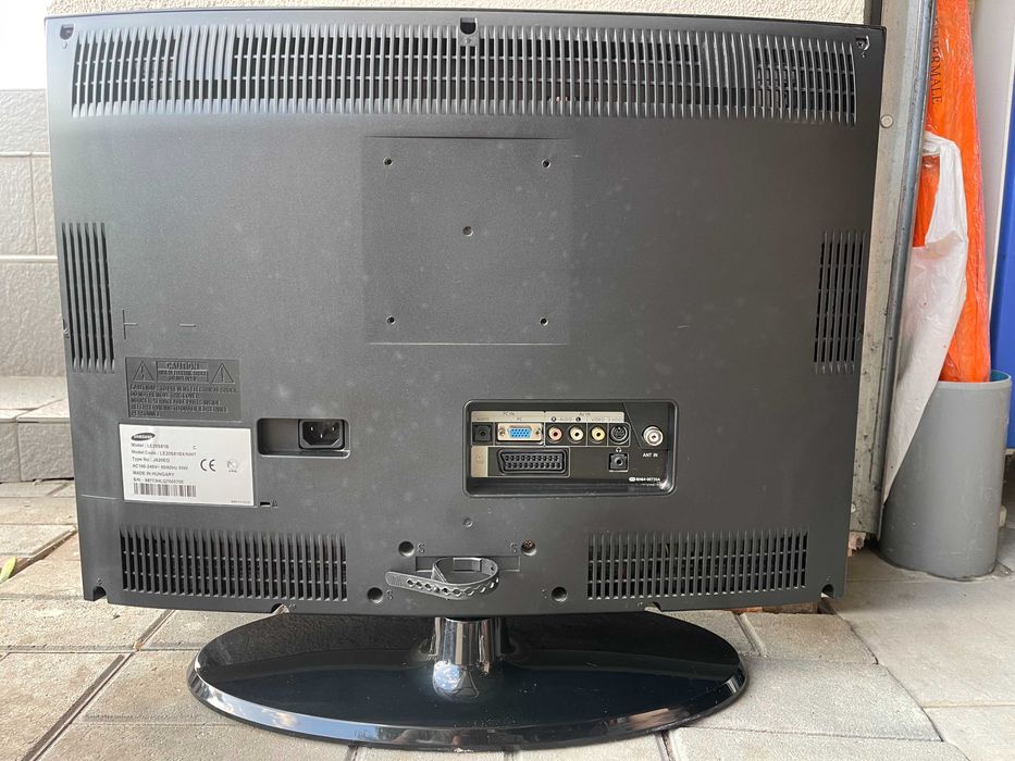 Телевизор Samsung LE20S81B