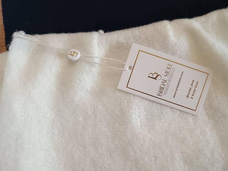 Bolerko ślubne Bridal stole