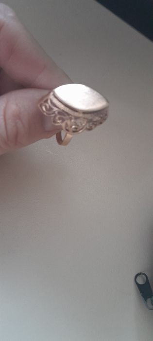 Золота каблучка 5.9 грам