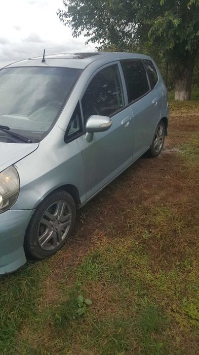 Продам авто HONDA JAZZ