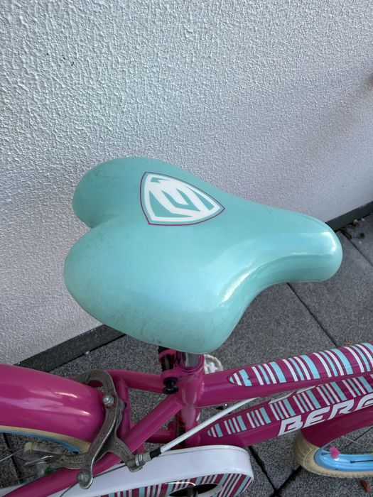 Bicicleta criança Berg Charm 161 + capacete + rodas laterais