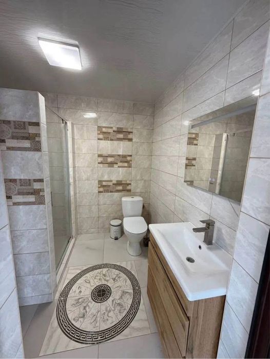 Продаж  гарного будинку