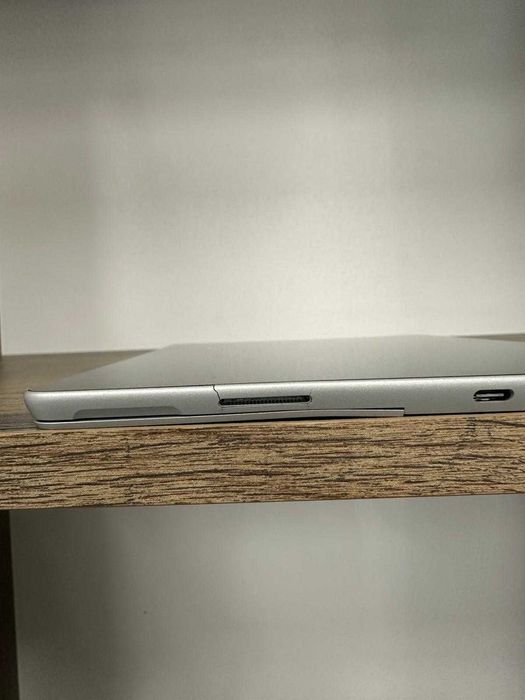 Tablet Laptop Microsoft Surface GO2 1926 4/64GB Pentium bdb gwarancja