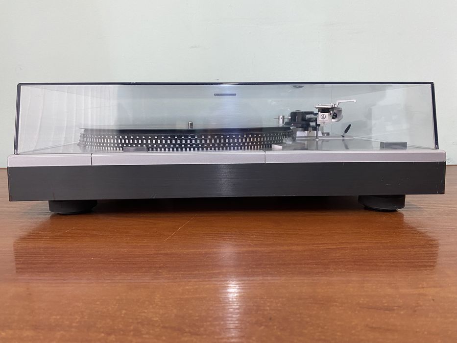 Вініл вініловий програвач Sanyo TP 30