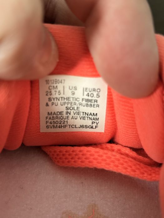 Кросівки Asics Gel-Kayano 28