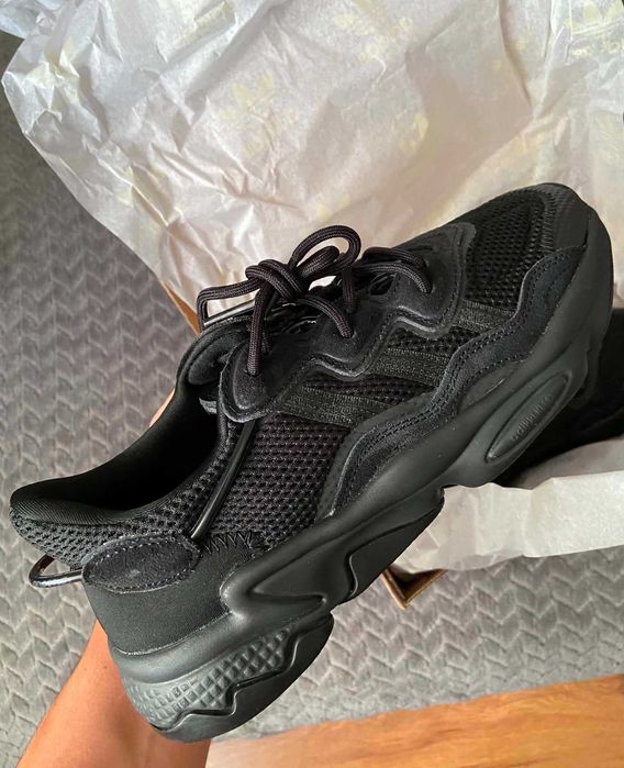 Buty sportowe Adidas Ozweego rozmiar 39 ⅓
