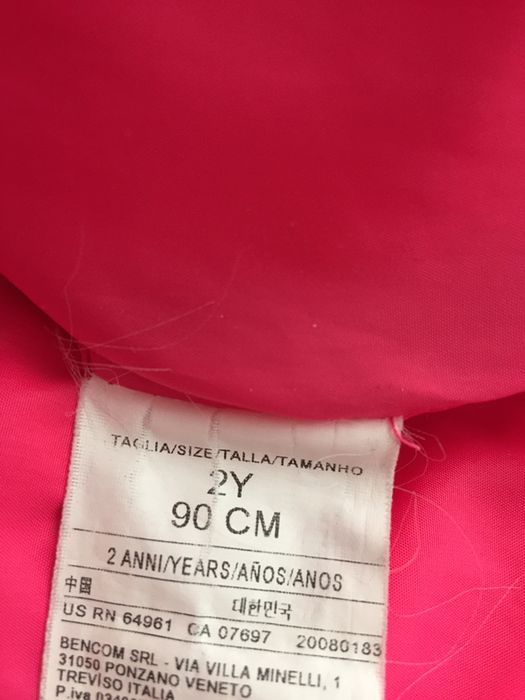 Пуховик для девочки Benetton на 3-4 года