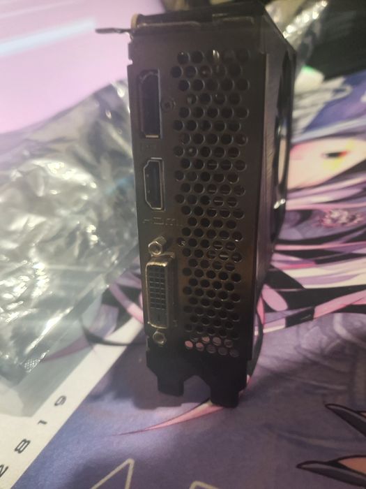 Gtx 1660s em ótimo estado conservada