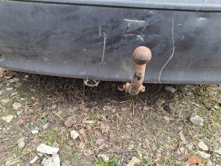 Toyota Verso 09-18 hak holowniczy z wiazka