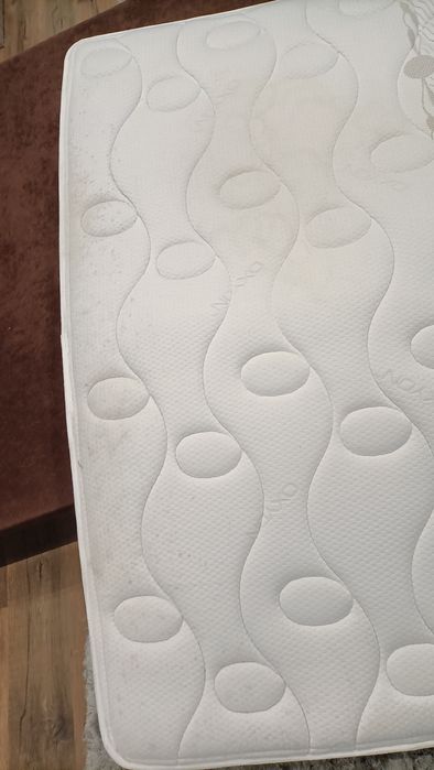 Cama gaveta,com colchão e  encosto