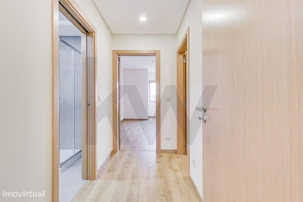 Apartamento T2 Novo nas Laranjeiras em Lisboa | Premium, Metro e Acess