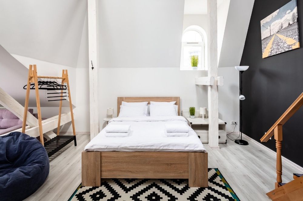 вул. Мартовича 3/Оренда Подобово дворівневі апартаменти/для 6 осіб