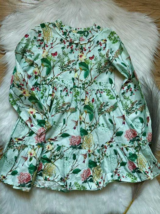 Nowa sukienka 122 Next kwiaty