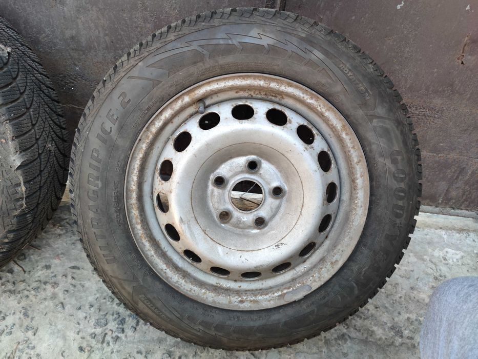 Шины GoodYear Ultragrip Ice 2: 4 000 грн. - Автошини Херсон на Olx