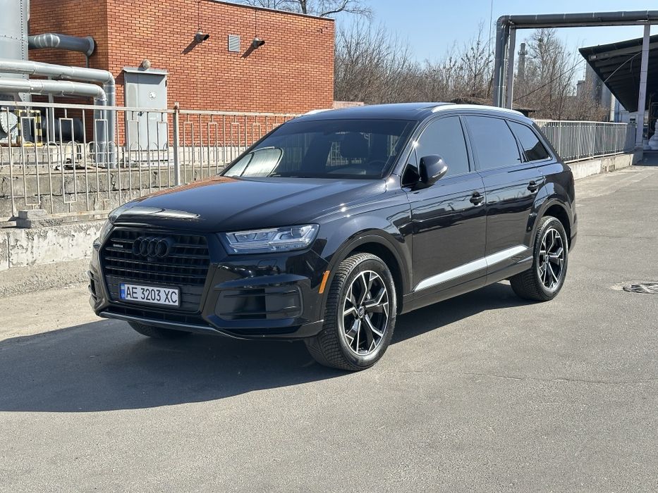 Продам Audi Q7 3.0 TSI