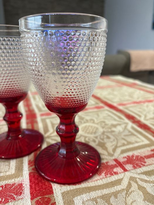 6 copos de vidro com caixa