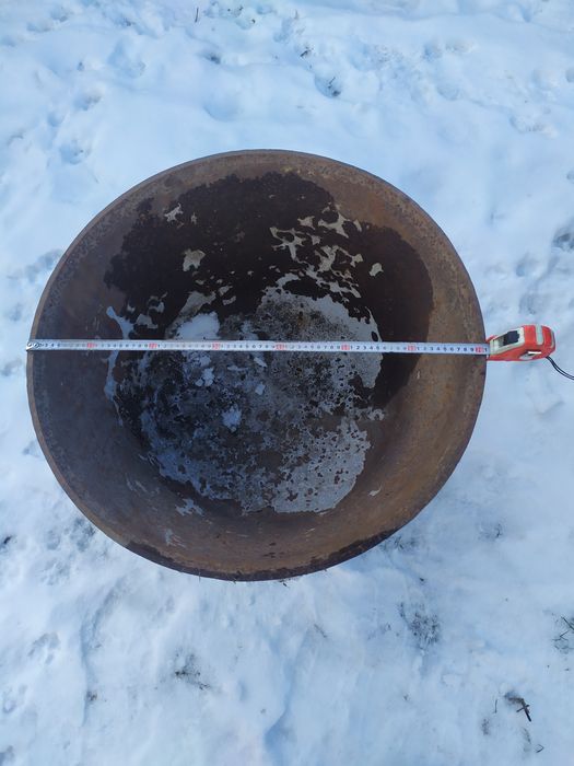 Продам казан чугунний