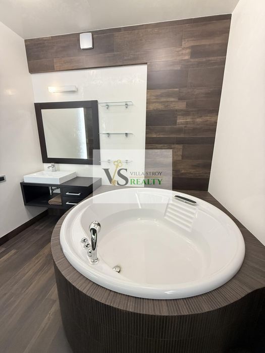 Продаж квартири в Одесі, 3 кімнати, 14/24 поверх, 145 м²