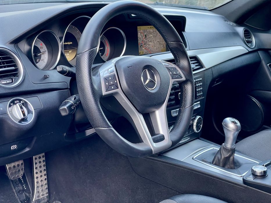 Mercedes c220 (full extras ) Amg avantgarde