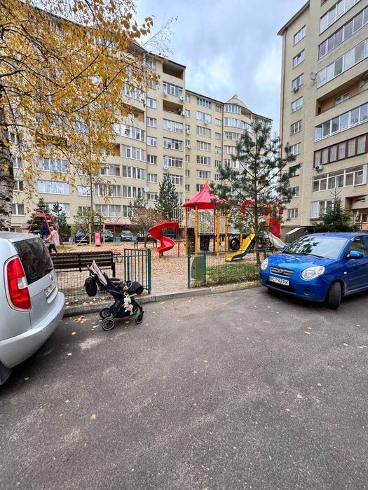 Продаж 2-кімн. квартири по вул.Залізнична, близько до центру