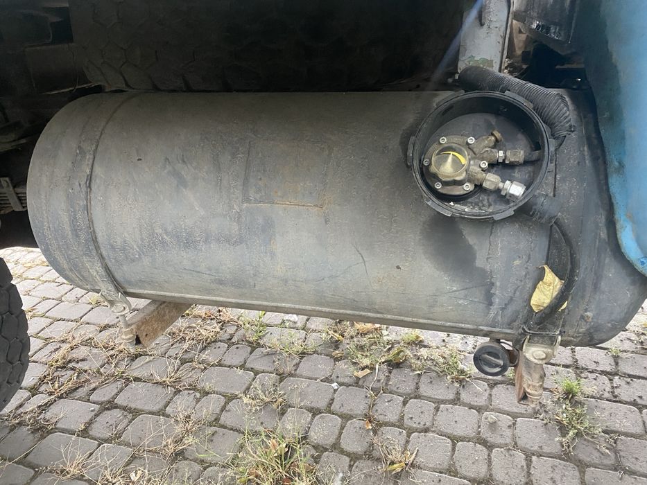Зіл 130 автомобіль