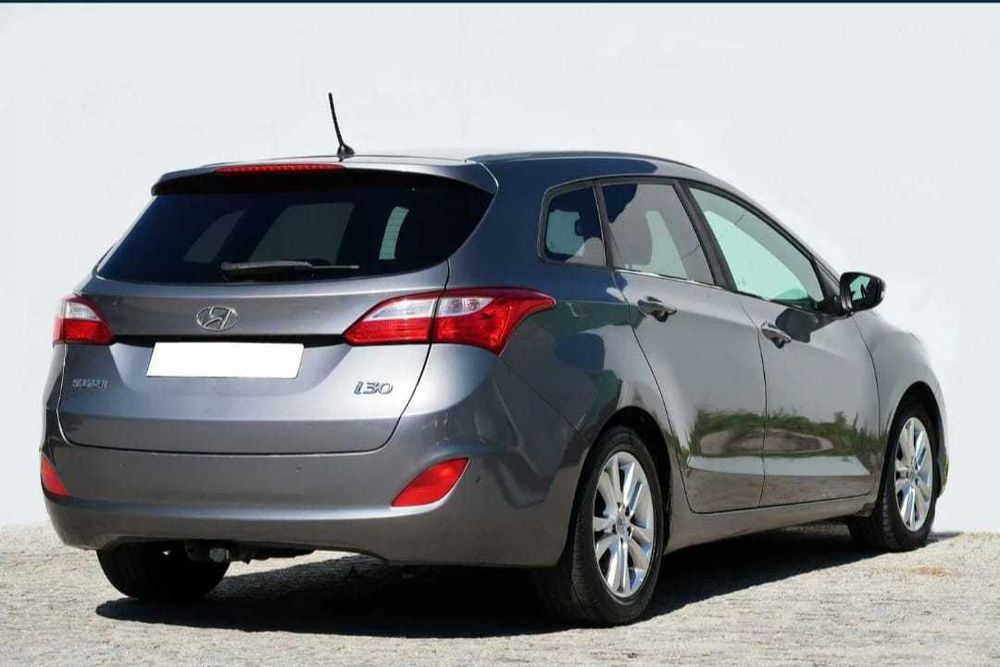 Hyundai i30 sw cx automática — photo 2