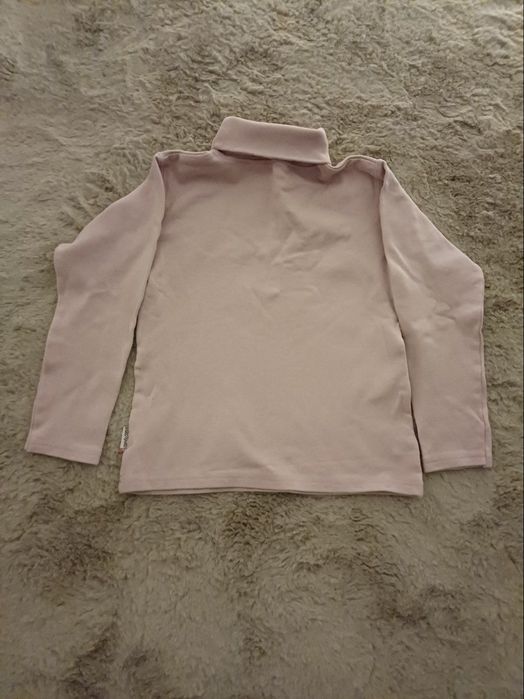 гольф дитячій 
на зріст 140
в ідеальному стані