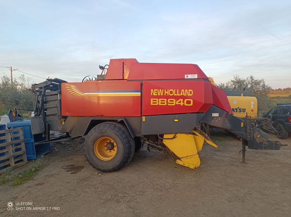 enfardadeira New Holland bb940
