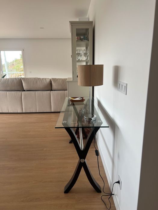 Mesa clássica em vidro- óptimo estado