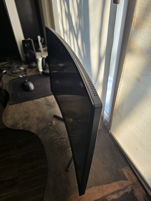 Монитор игровой MSI