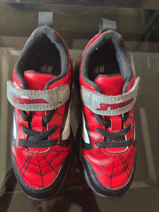 HM, Marvel , Spider-Man LED, MIGAJĄCE, świecąca podeszwa, światełka