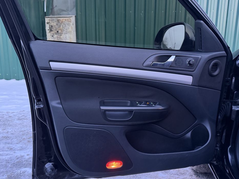 Продам Skoda Octavia 1.8