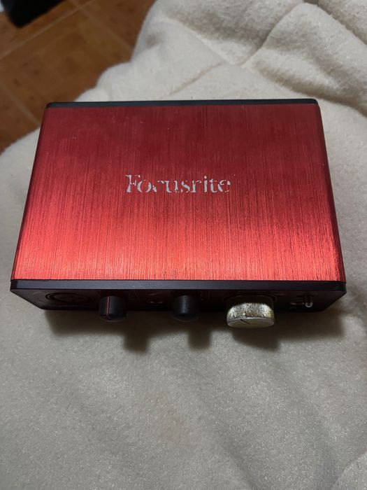 Interface de Áudio Focusrite Scarlett Solo 2ª Geração