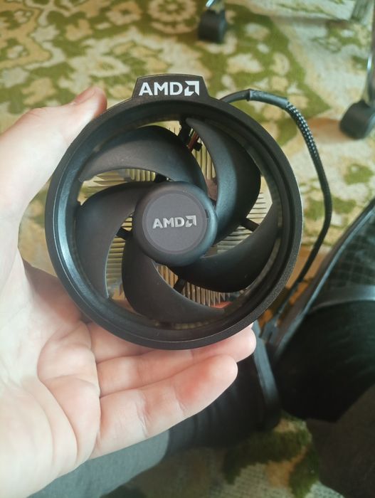 Кулер від Ryzen 5 5600X