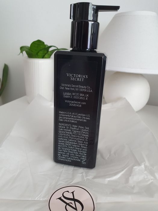 Balsam do ciała Victoria's Secret Tease Candy Noir 250 ml