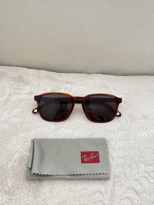 Świetne okulary przeciwsłoneczne Ted Baker Ollie TB8246