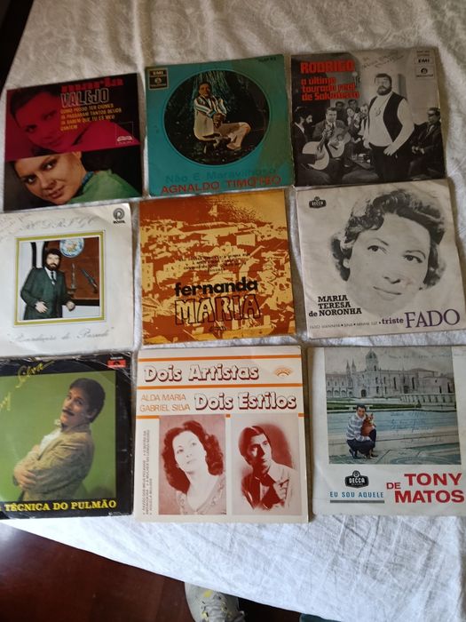 Vários singles em vinyl,  Fado etc...